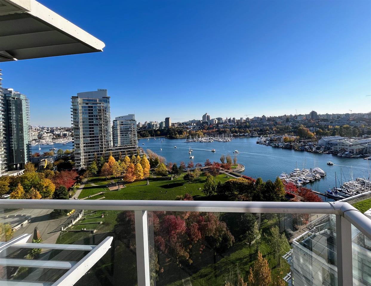 #1702 - 638 Beach Crescent